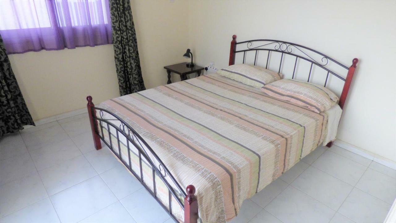 Kimonos Guesthouse ลาร์นาคา ภายนอก รูปภาพ